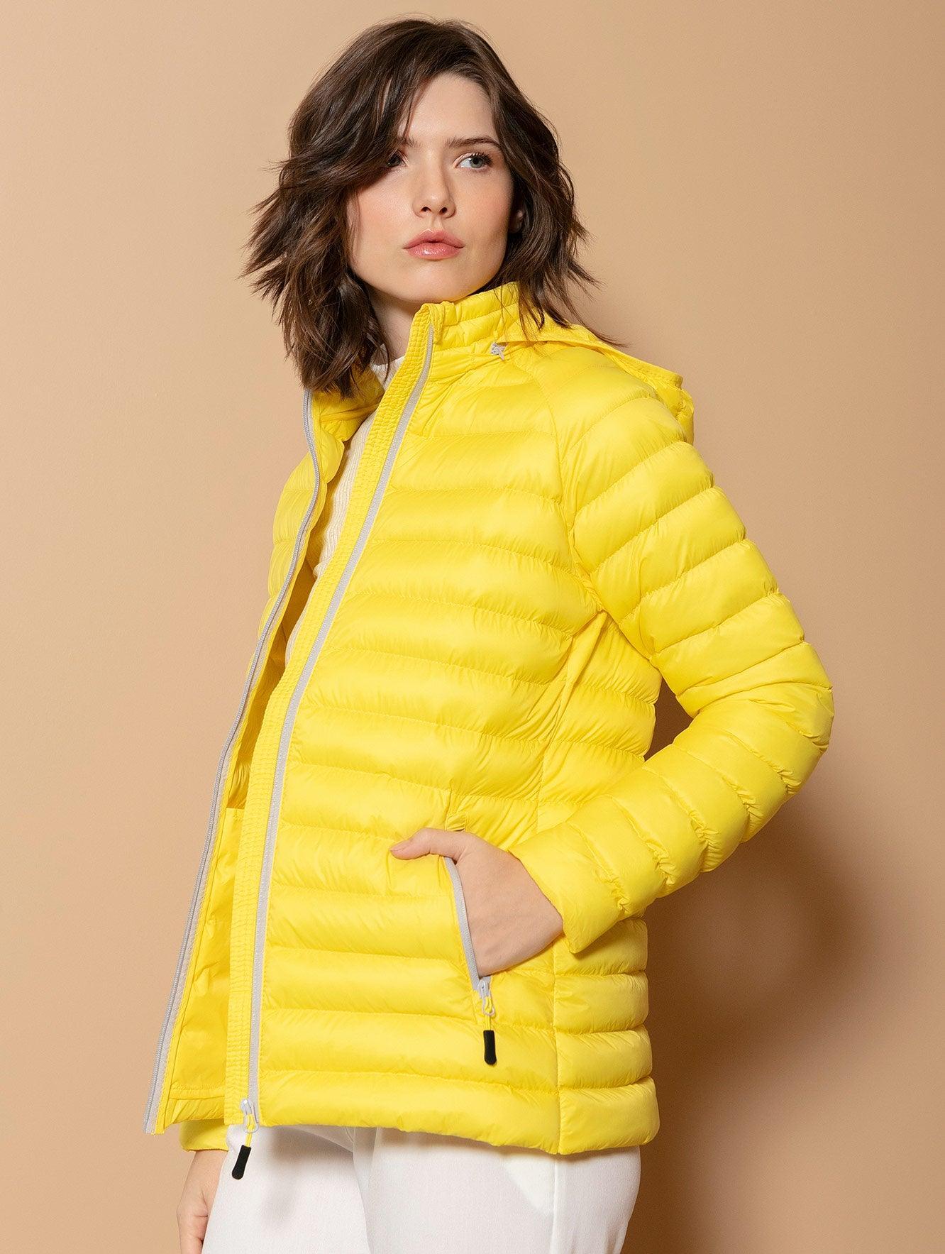 AMARELO