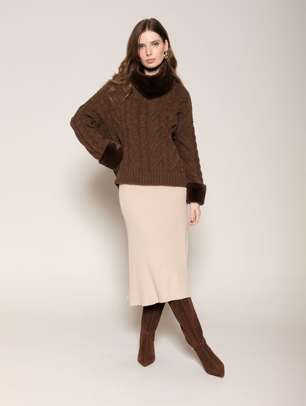 MARROM/ES