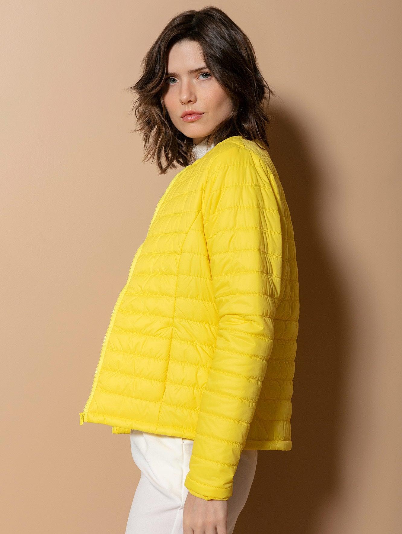 AMARELO