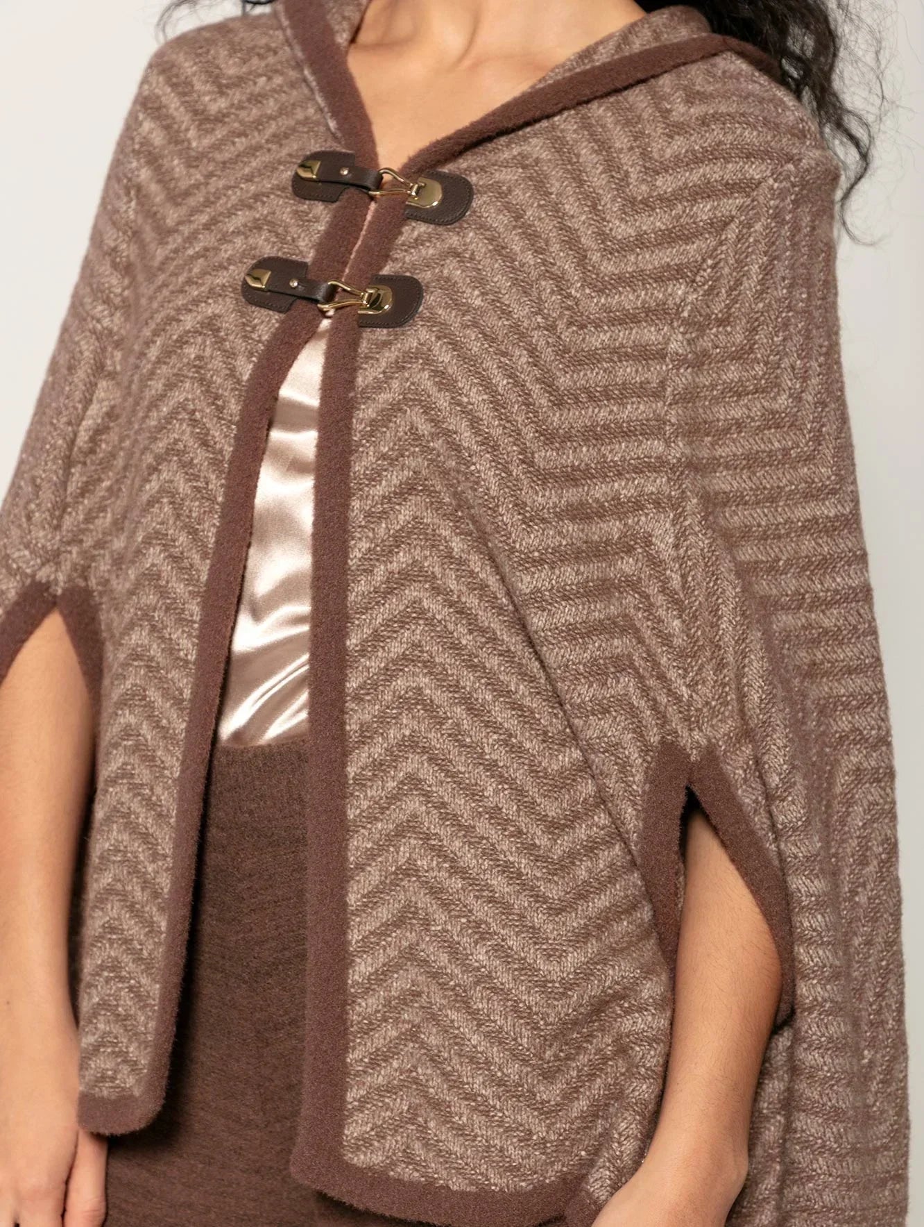 MARROM/ES