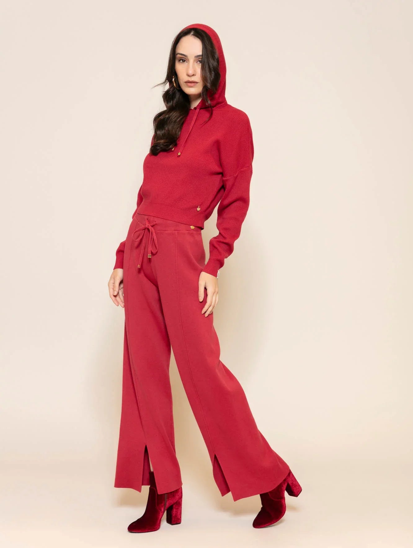 VERMELHO CARMIM